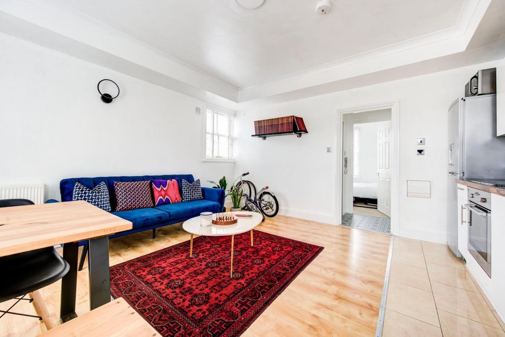 Guestready - Charming In Limehouse *