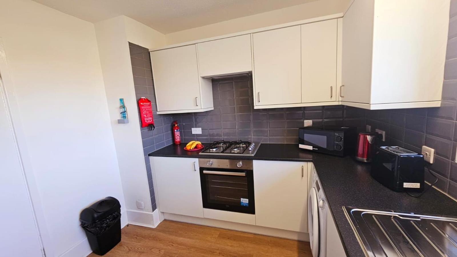 Apartment Excel O2 Stunning Large 3 Bedroom With Balcony London