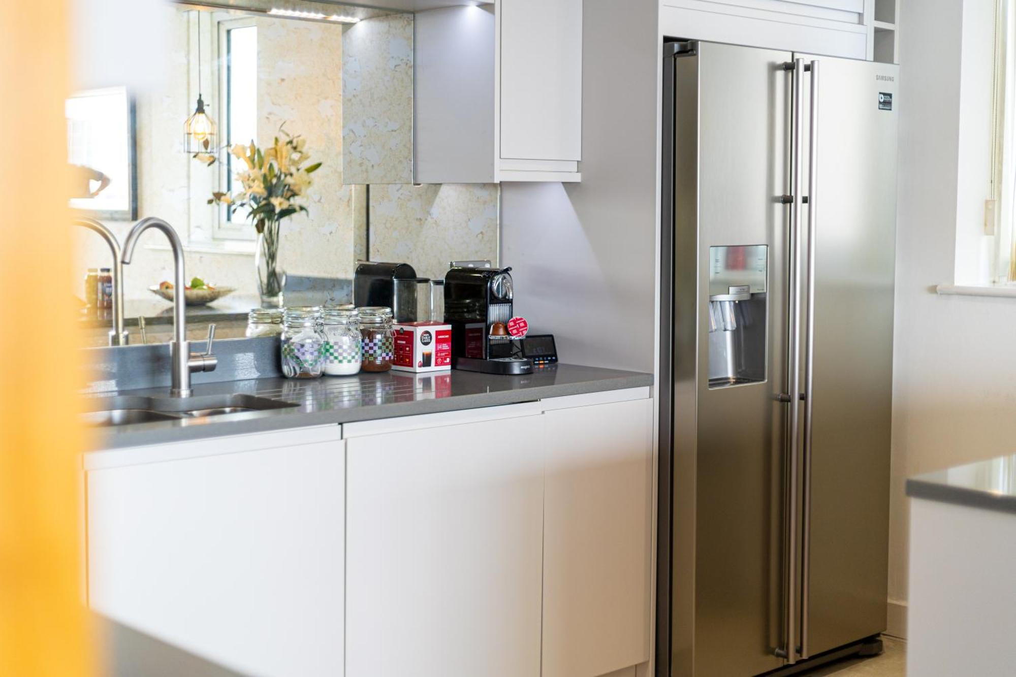Excel Waterfront Serenity Apartment London
