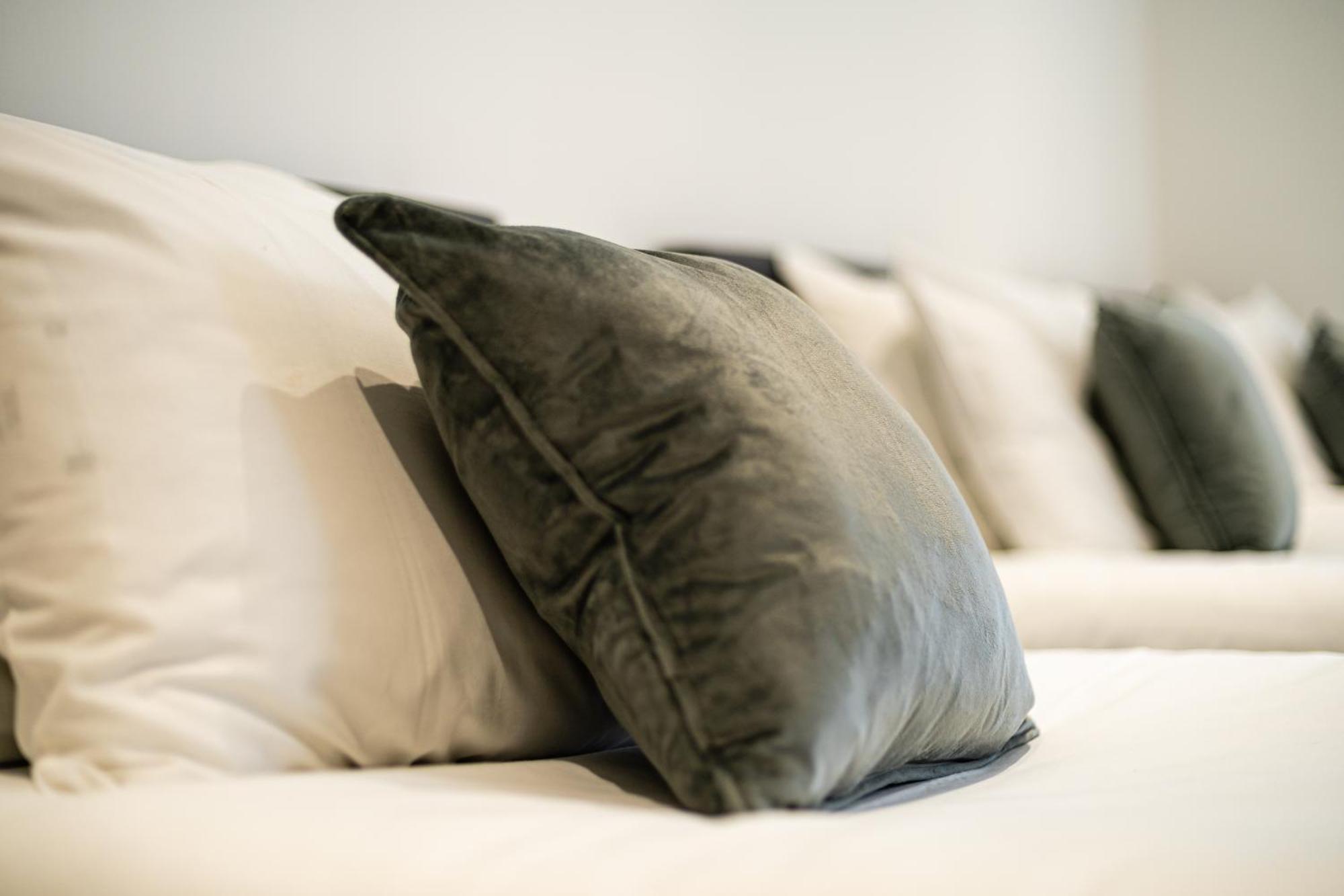 Apartment Excel Waterfront Serenity London