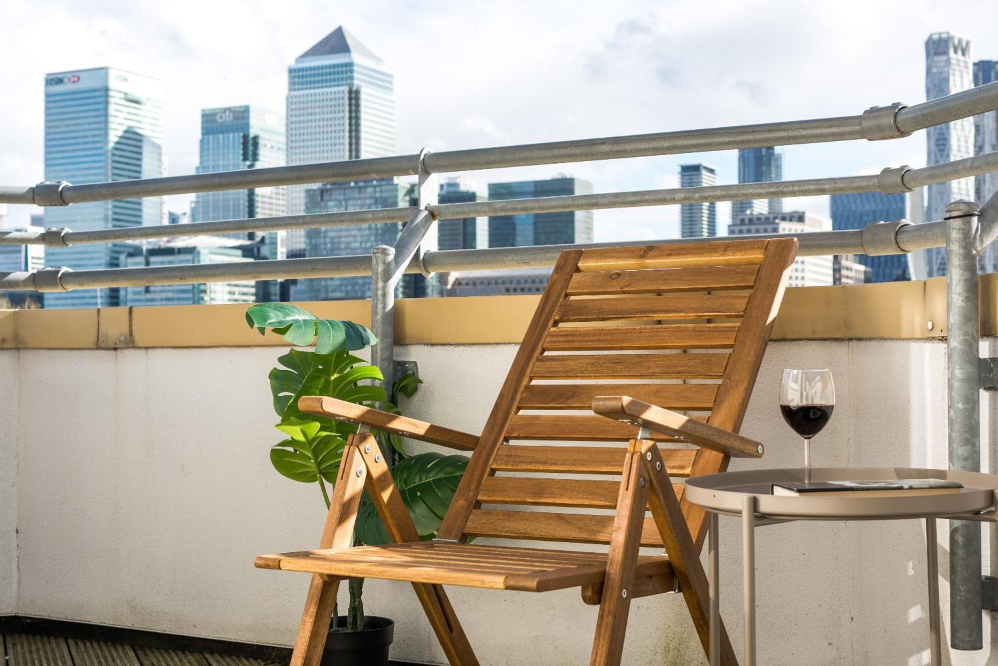 Canarywharf By Sleepy Apartment *