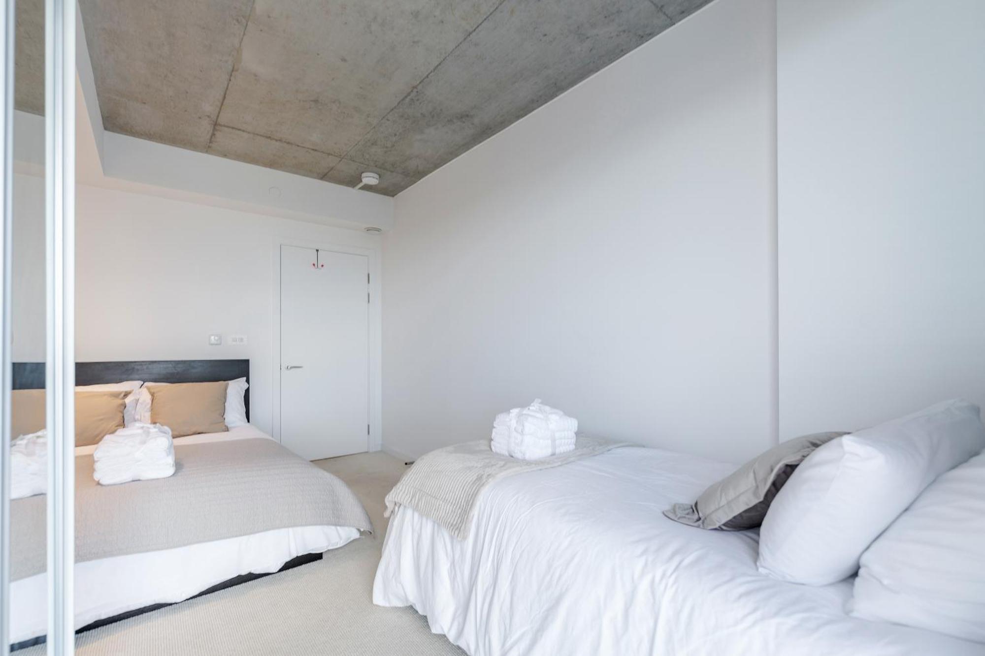 Excel Waterfront Serenity Apartment