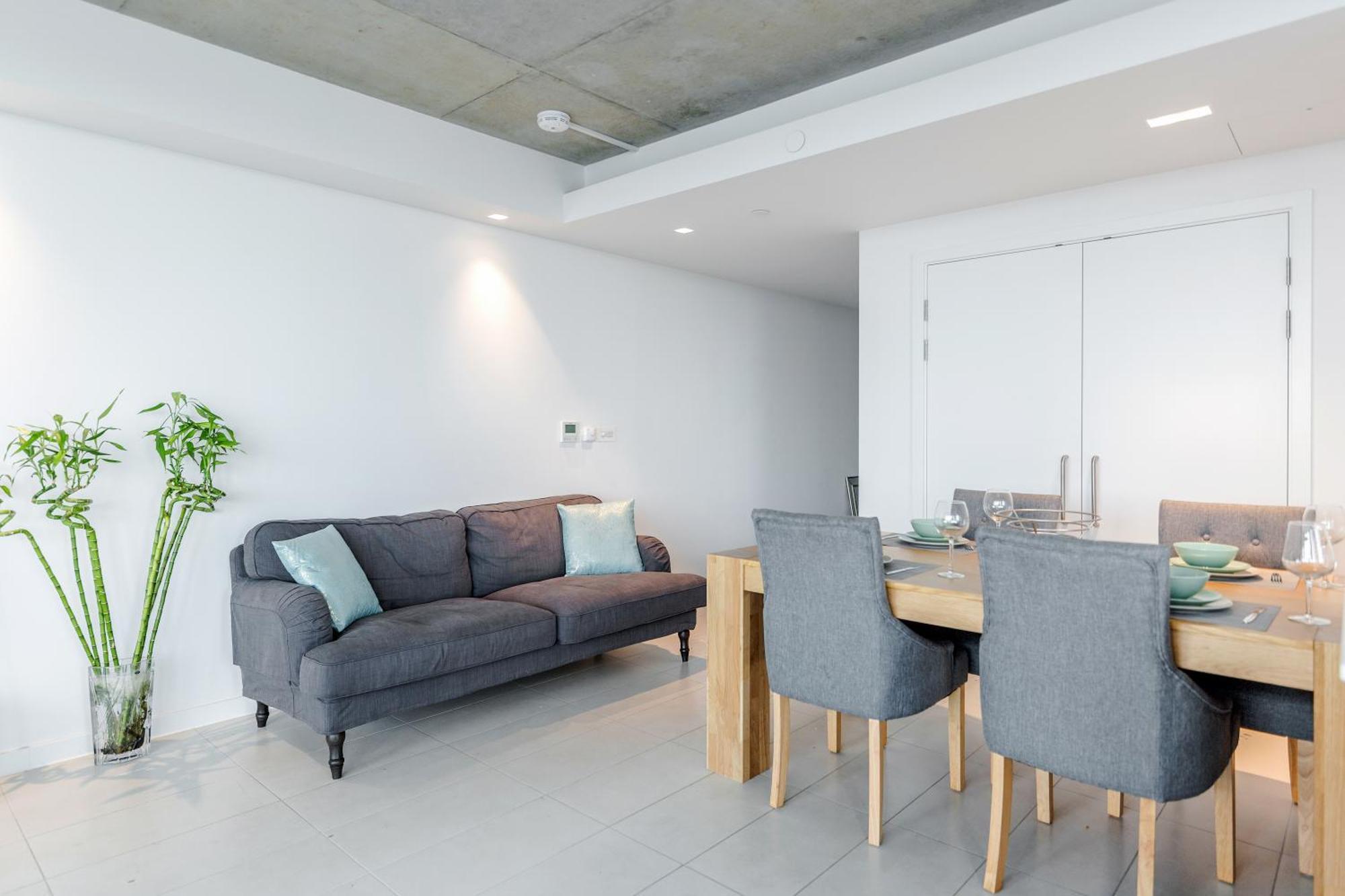 Excel Waterfront Serenity Apartment *