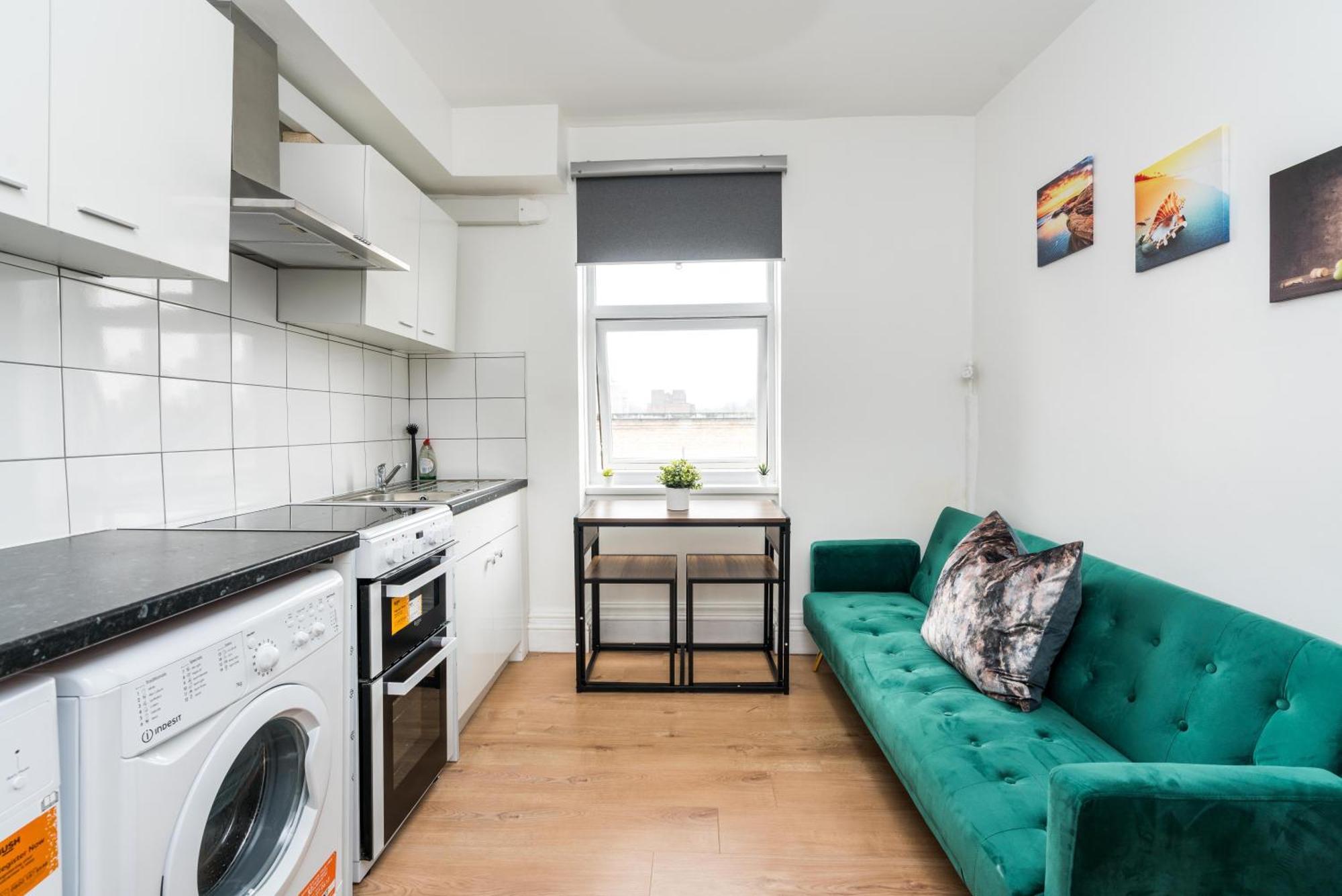 Apartment Queensmaryhospital-queensmaryuniversity-convenient-cosy *