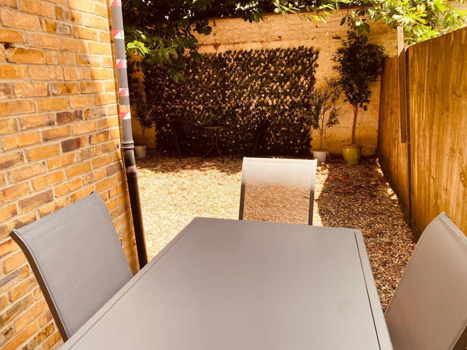Stunning 4 Bedroom House Vakantiehuis