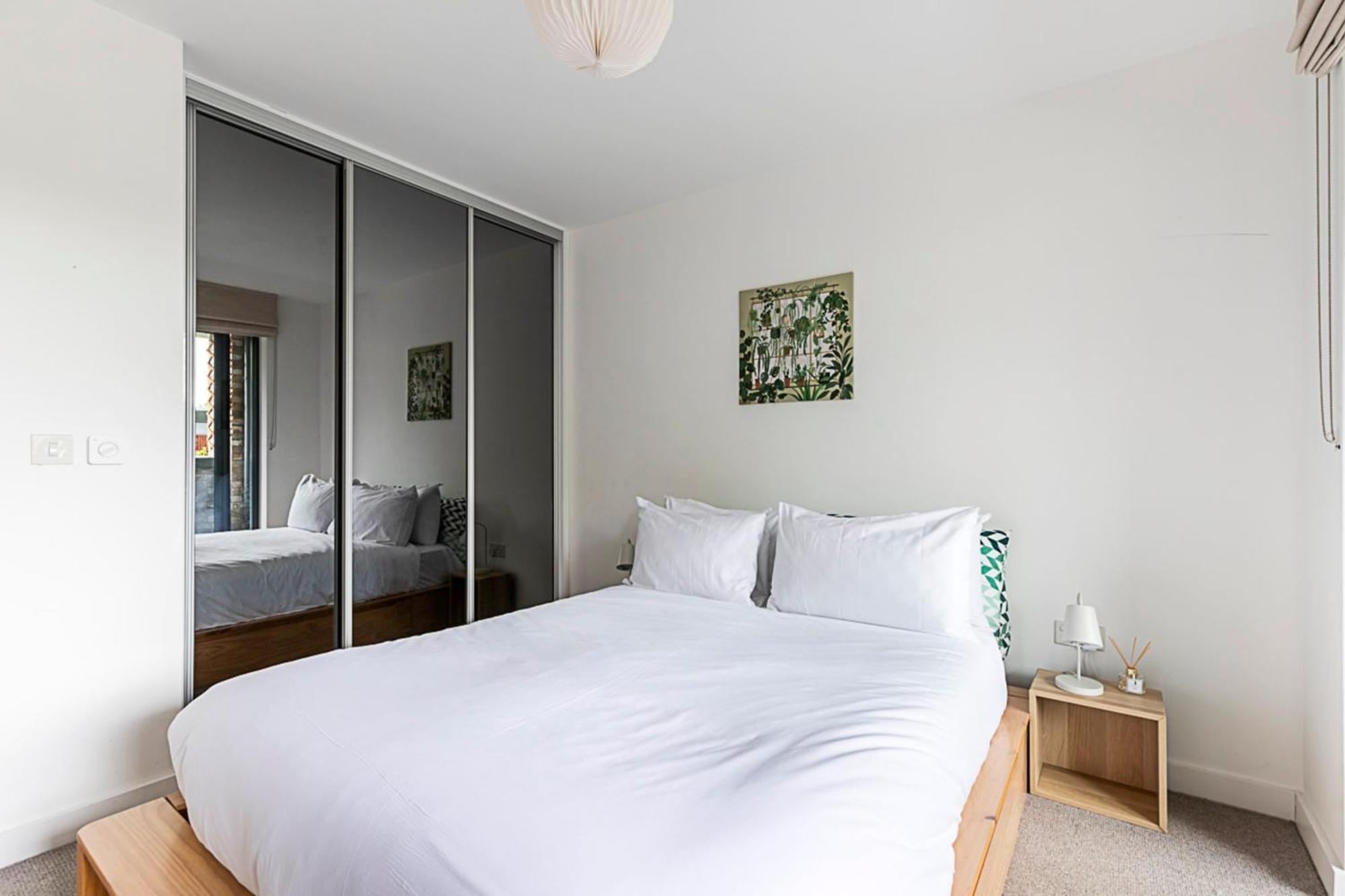 Well-connected Cosy And Bright Modern Flat Apartment *