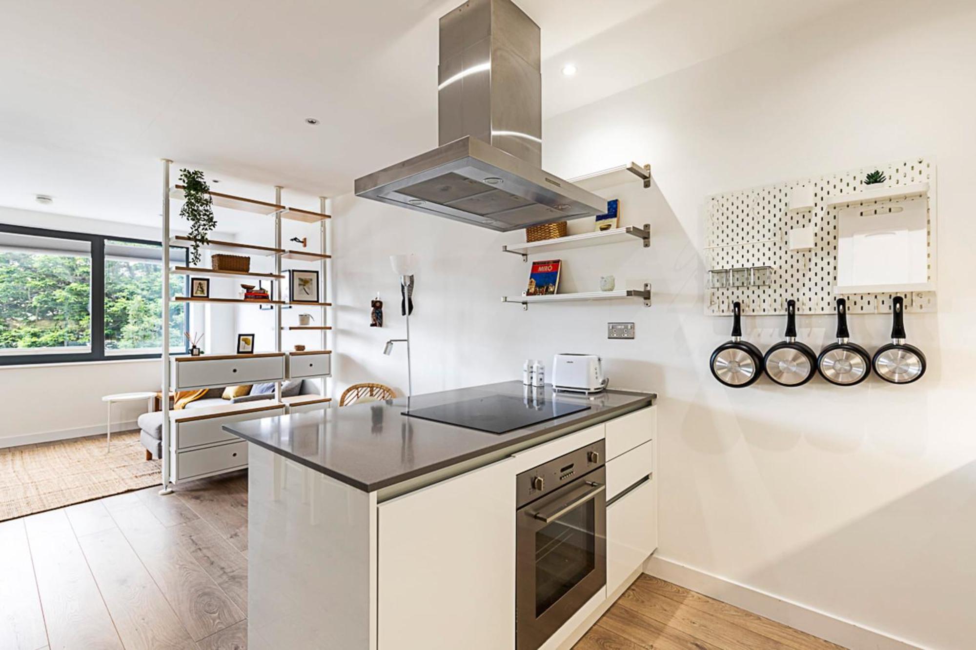 Well-connected Cosy And Bright Modern Flat Apartment *