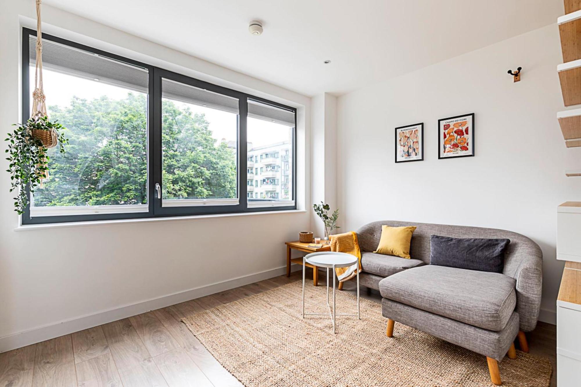 Apartment Well-connected Cosy And Bright Modern Flat *