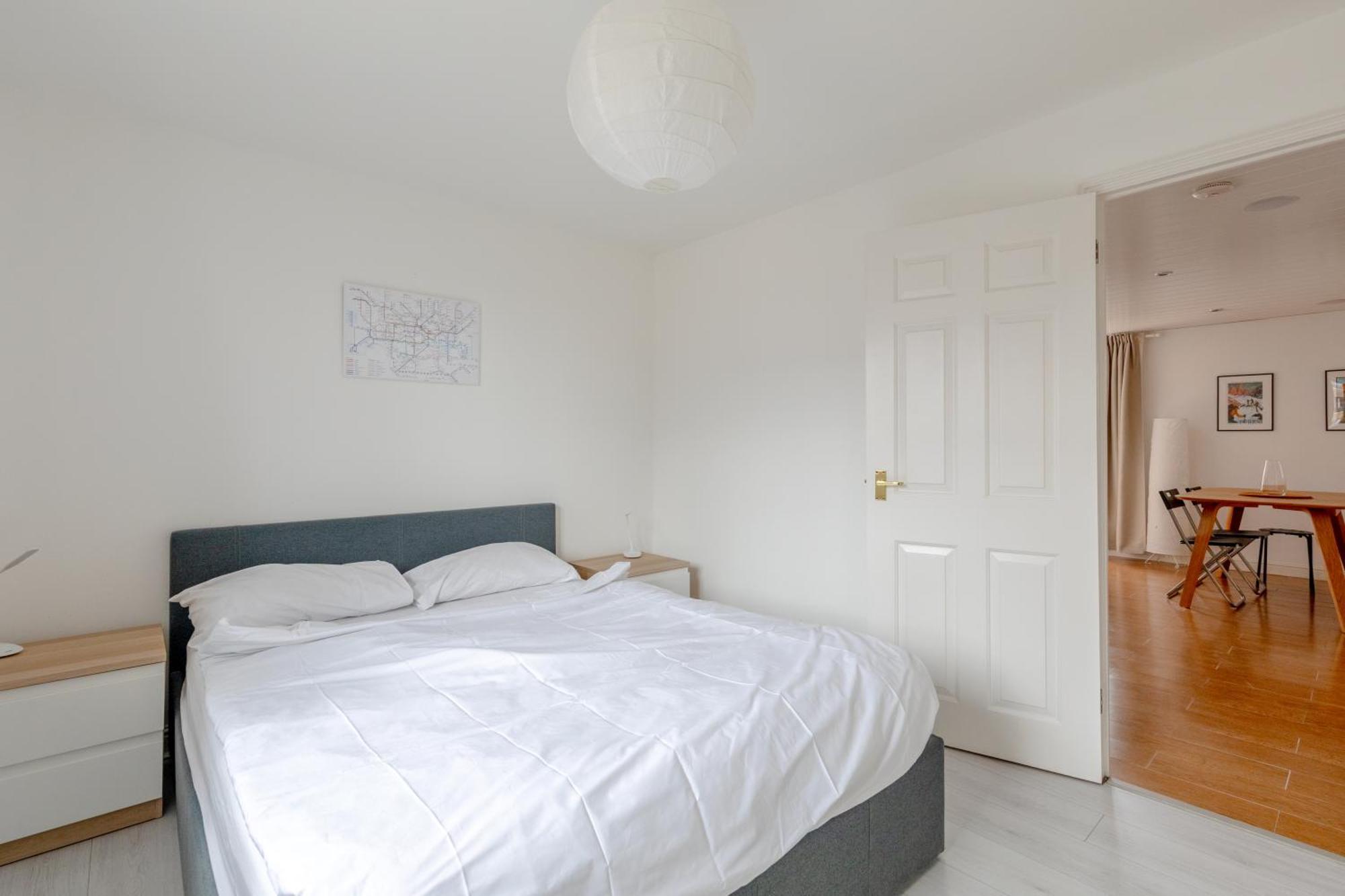 Apartment 2bd Flat With Views Of Canary Wharf - Rotherhithe London