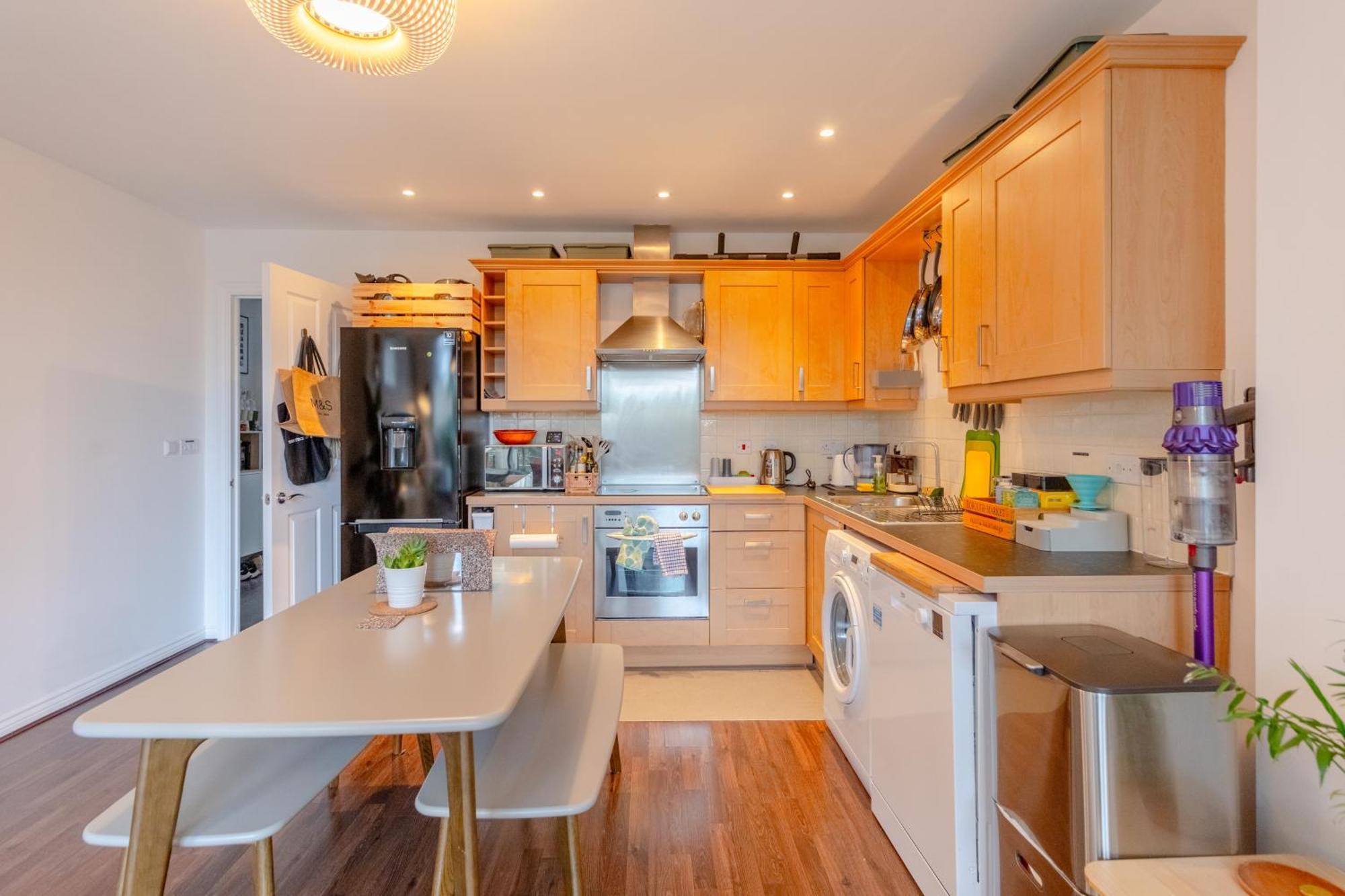 Vibrant & Modern 1bd Flat - Hackney Apartment