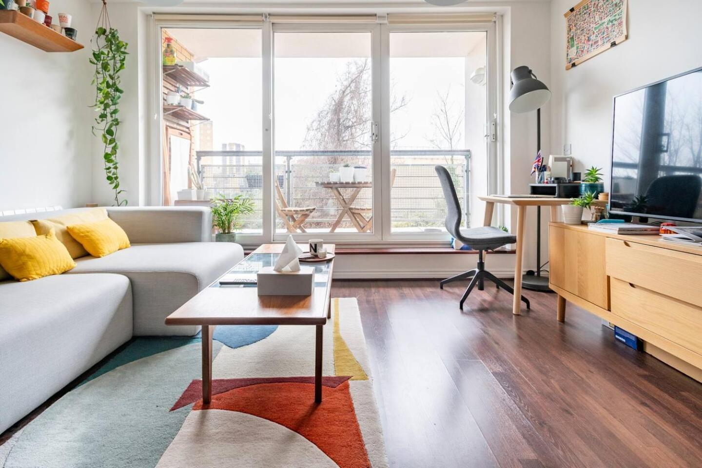 Vibrant & Modern 1bd Flat - Hackney * London
