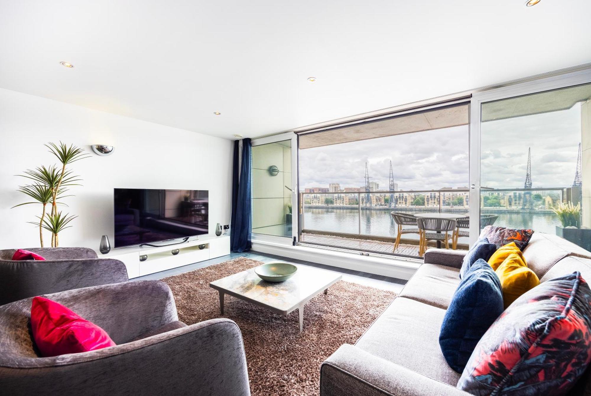 Austin David Executive Excel Apartment London