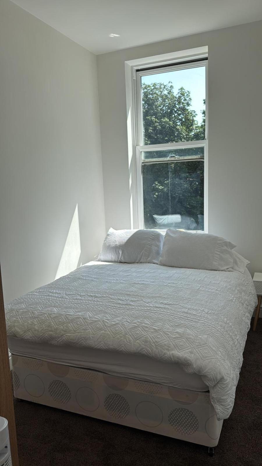 Hermon Hill Apartment *