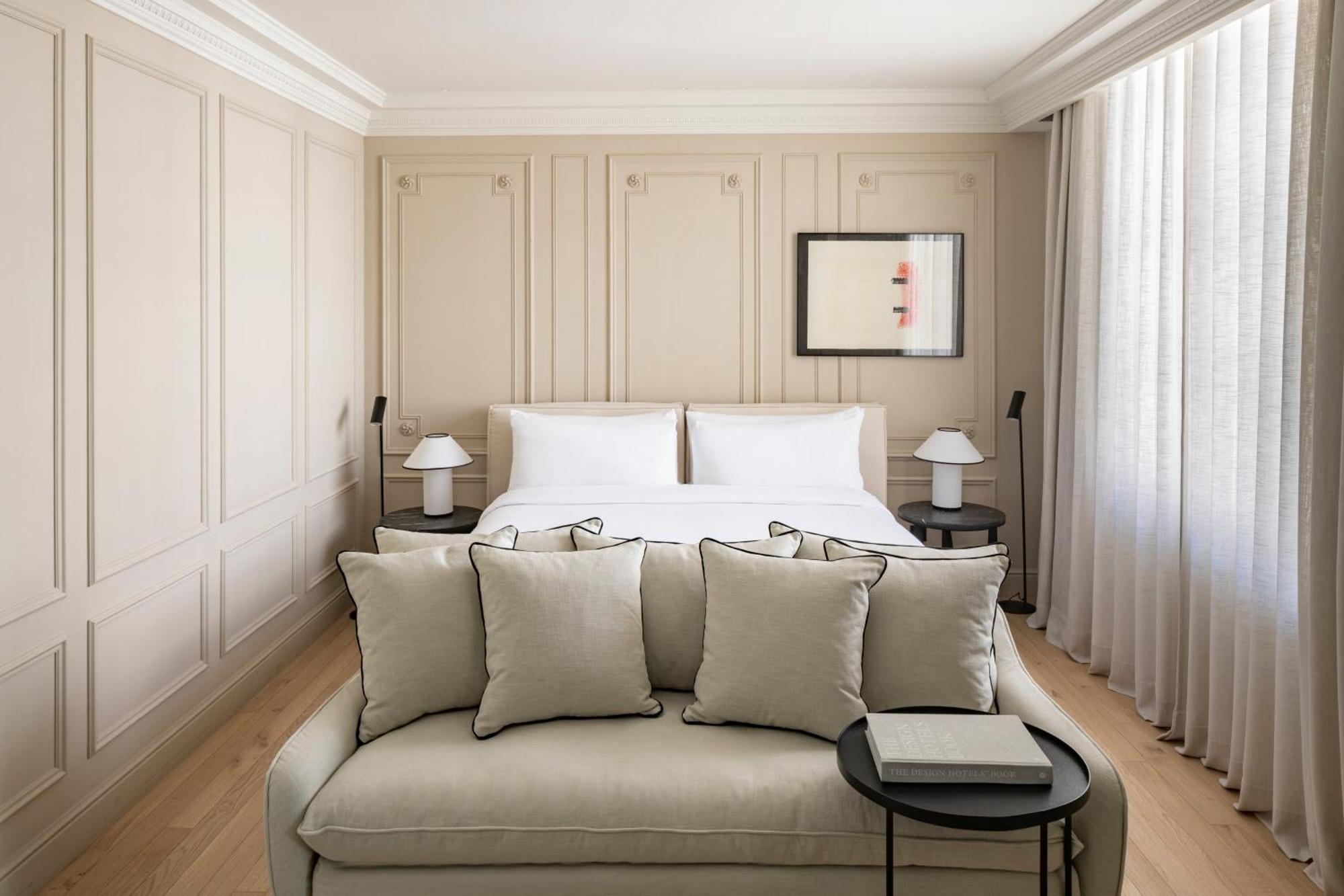 Hotel The Caesar