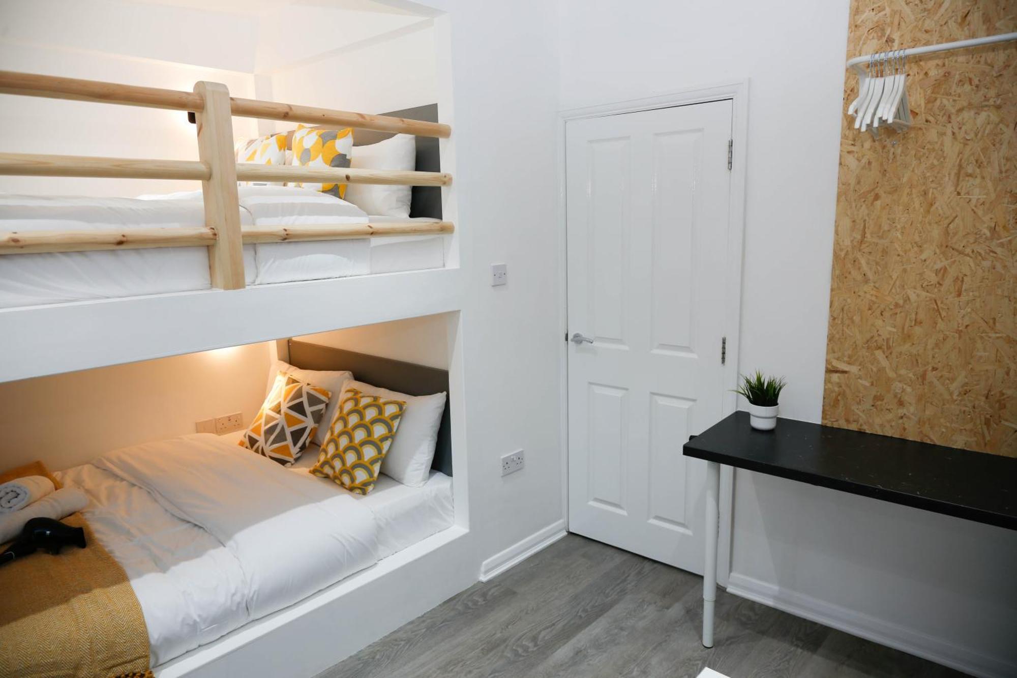 Appartement New Luxury In Next To Shops, Cafes, Bars & Metro