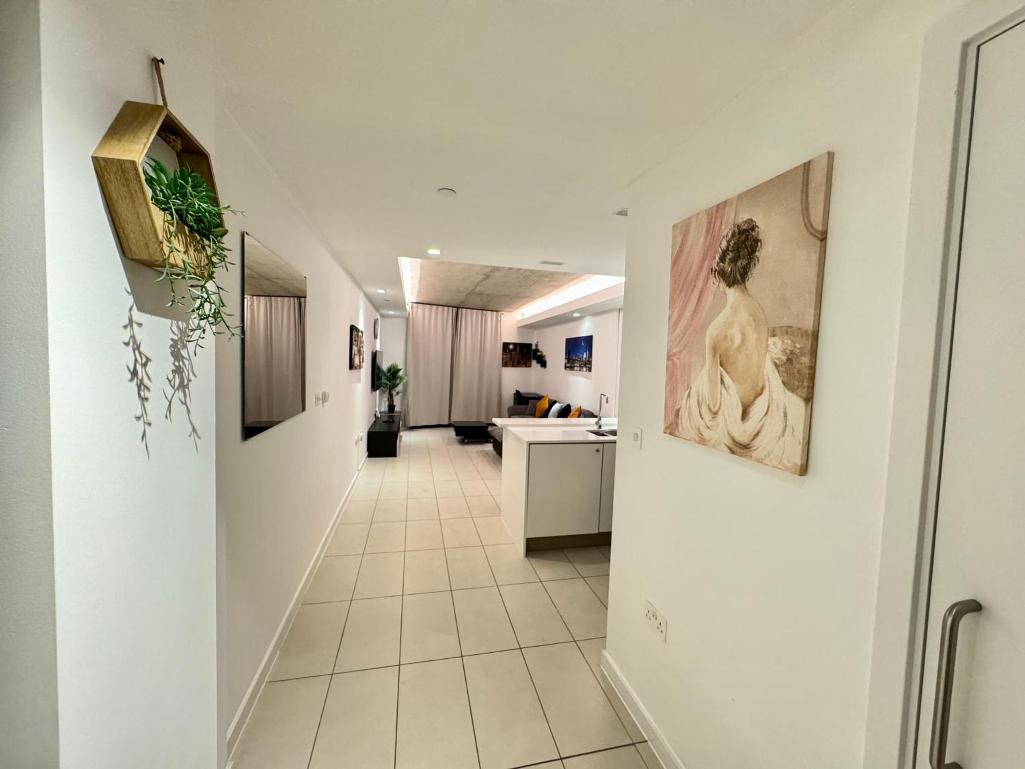 Excel Cosy With Balcony & River View Close To O2 Arena, Cable Car, City Hall Apartment