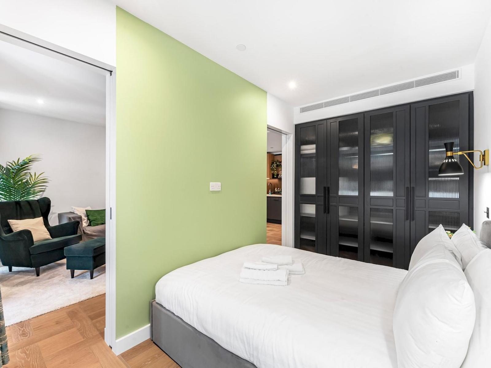 Stylish Flat In East Ideal Urban Retreat Pass The Keys Apartment