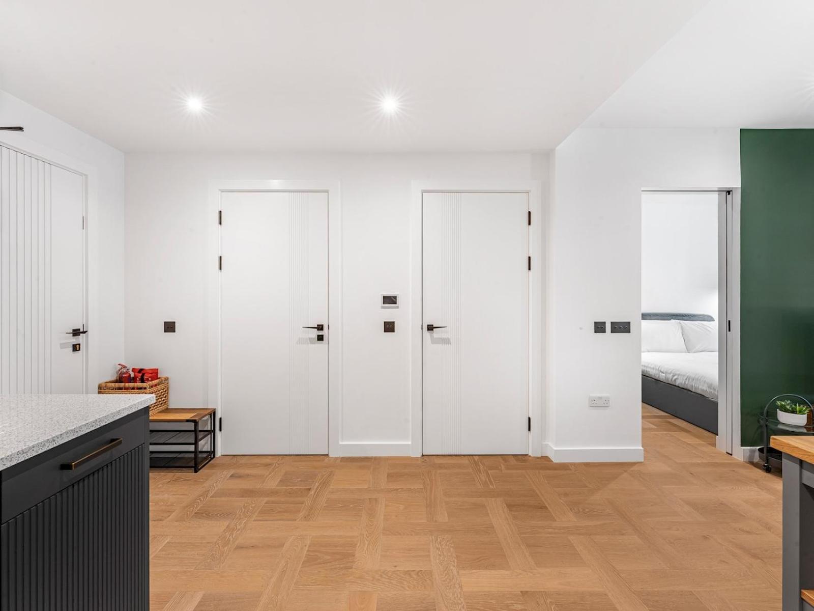 Stylish Flat In East Ideal Urban Retreat Pass The Keys Apartment London