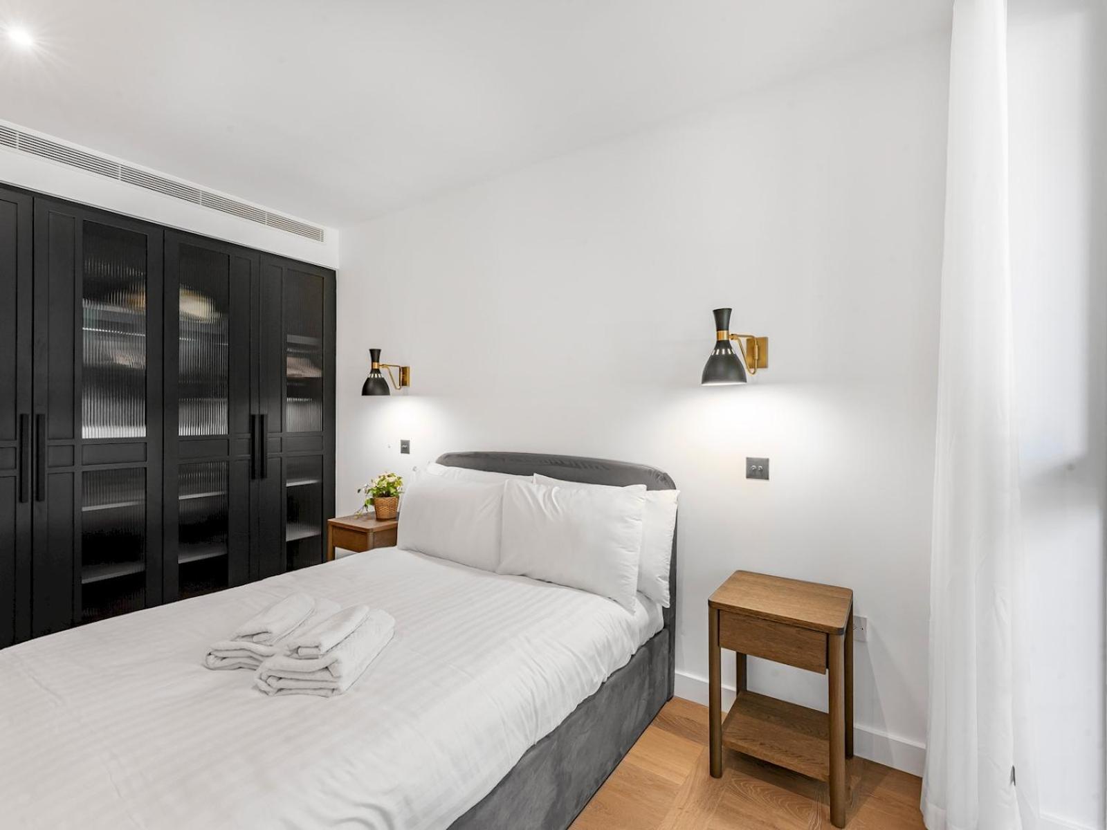 Stylish Flat In East Ideal Urban Retreat Pass The Keys London