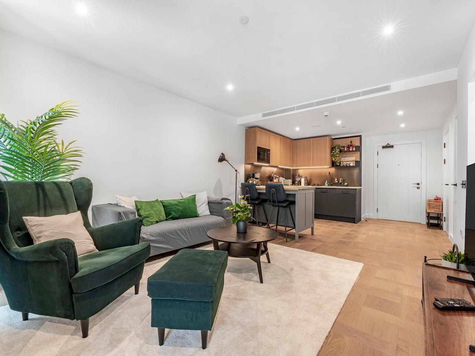 Stylish Flat In East Ideal Urban Retreat Pass The Keys * London