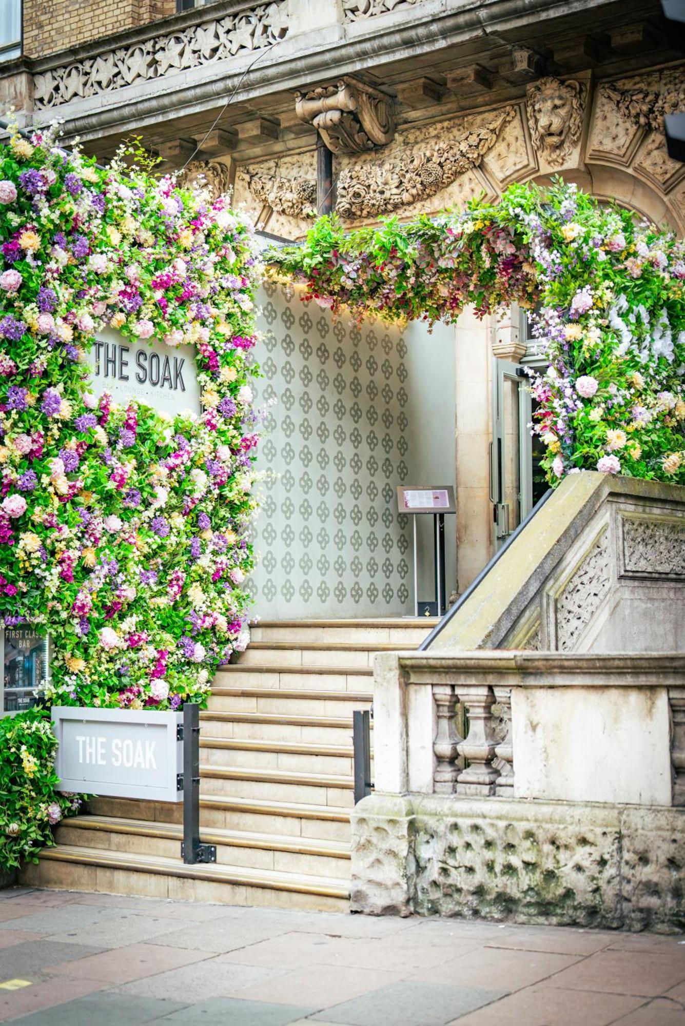 The Clermont London, Victoria Hotel Londen