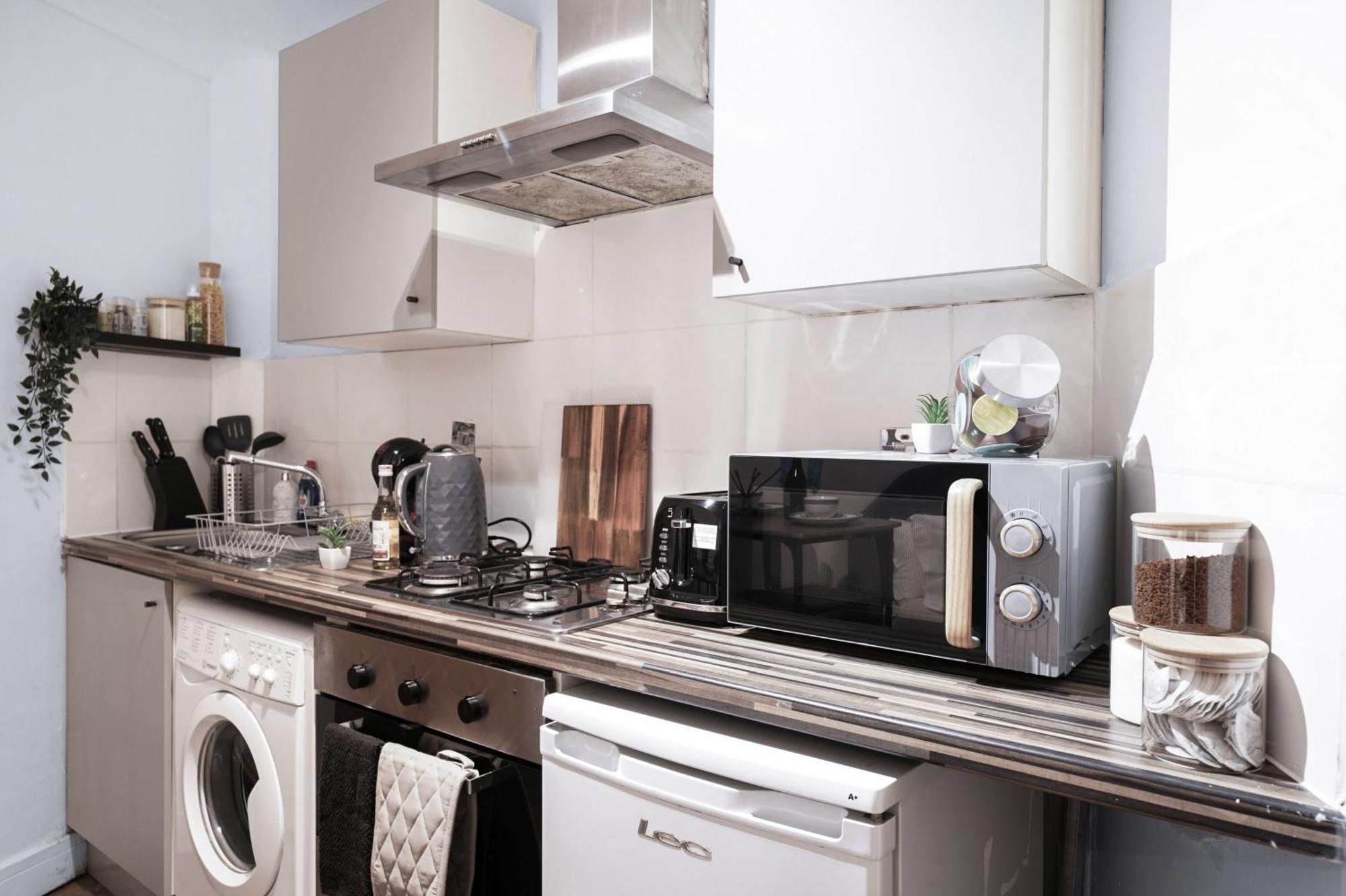 Livestay Affordable One Bedroom & Studio In India Docks E14 Londen