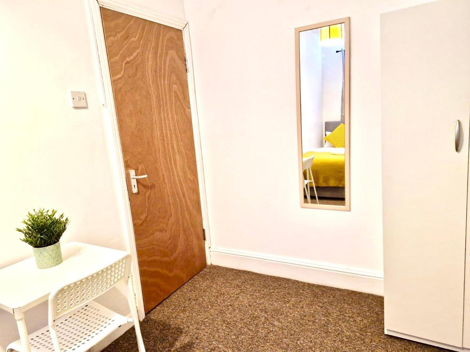 Aldgate East Bed & Breakfast Londen