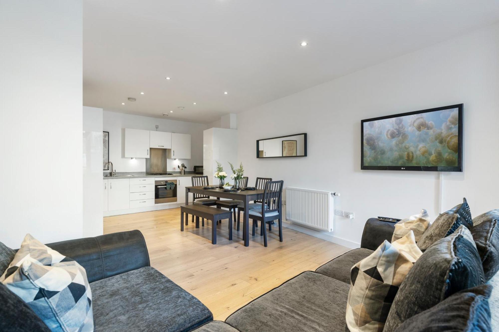 Apartment Outstanding 2 Bed Zone 2 Near London