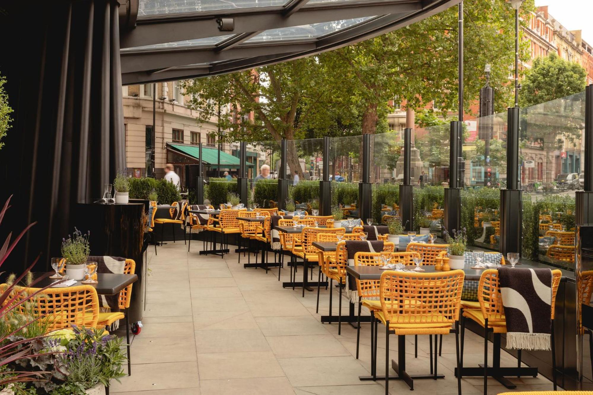 Art'otel Hoxton, Powered By Radisson 4* London