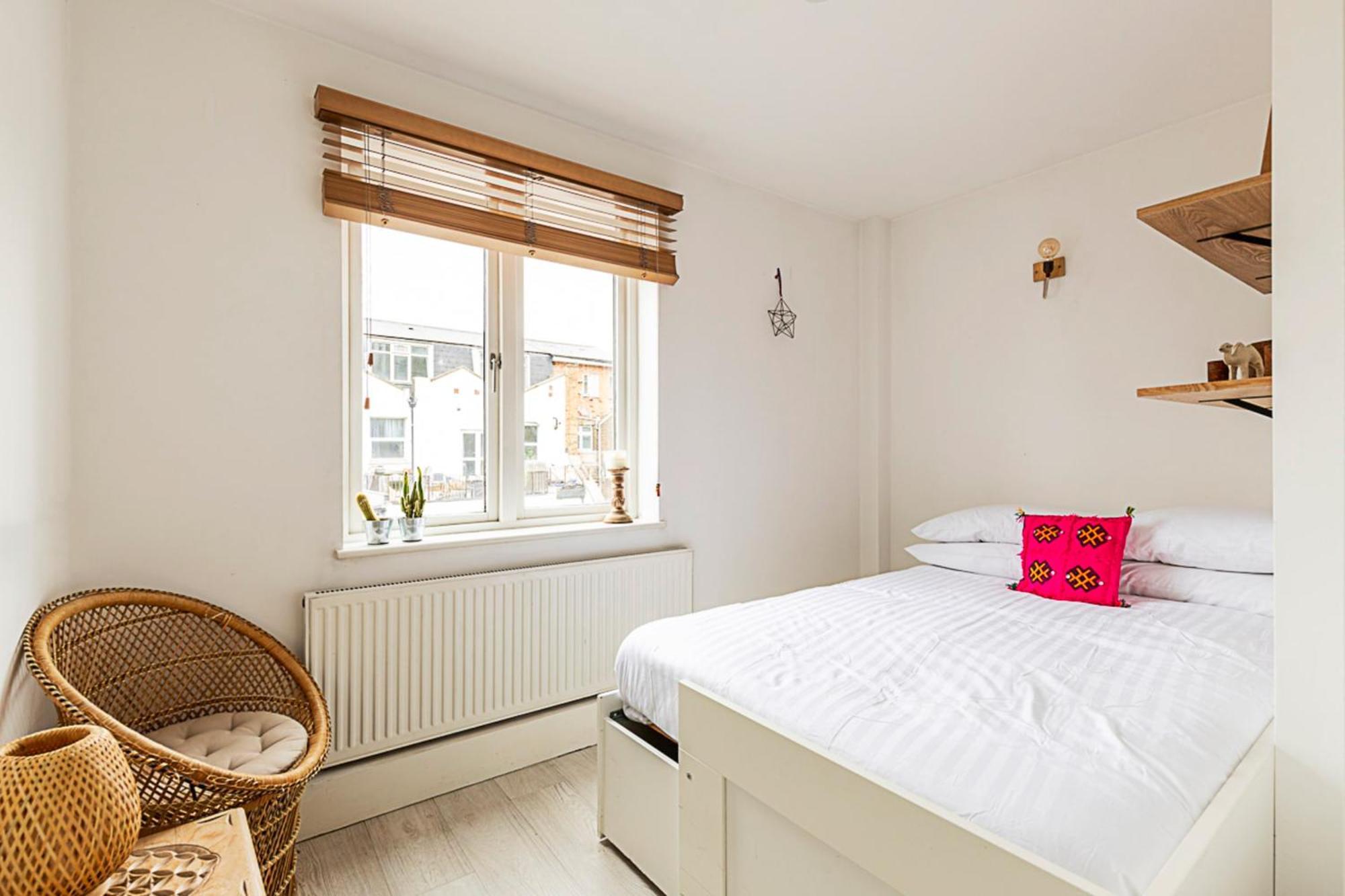 Tranquil 2 Bedroom In East * Londen