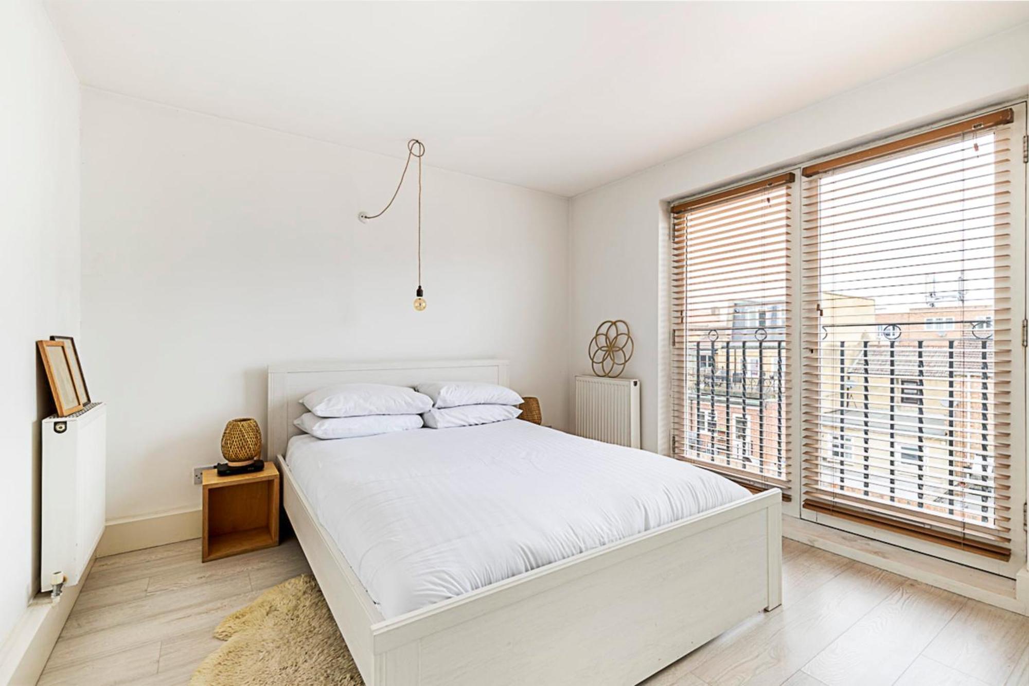 Tranquil 2 Bedroom In East Appartement *