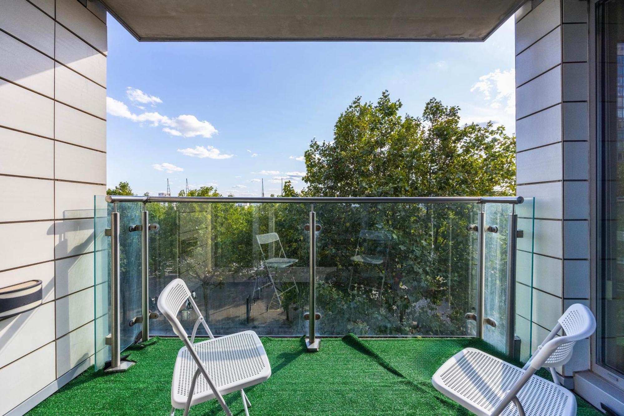 Austin David Excel Apartamento