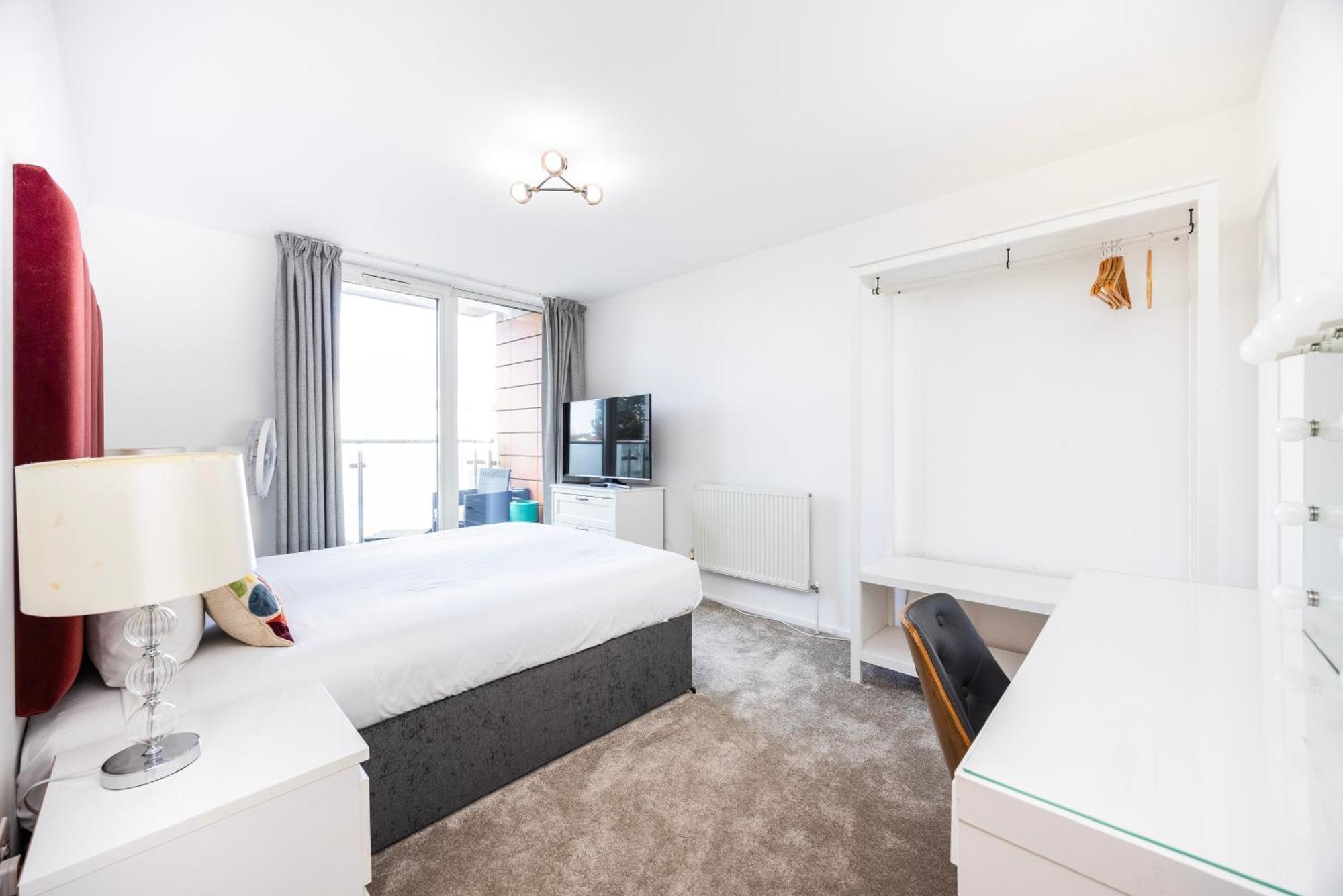 Austin David Excel Apartamento