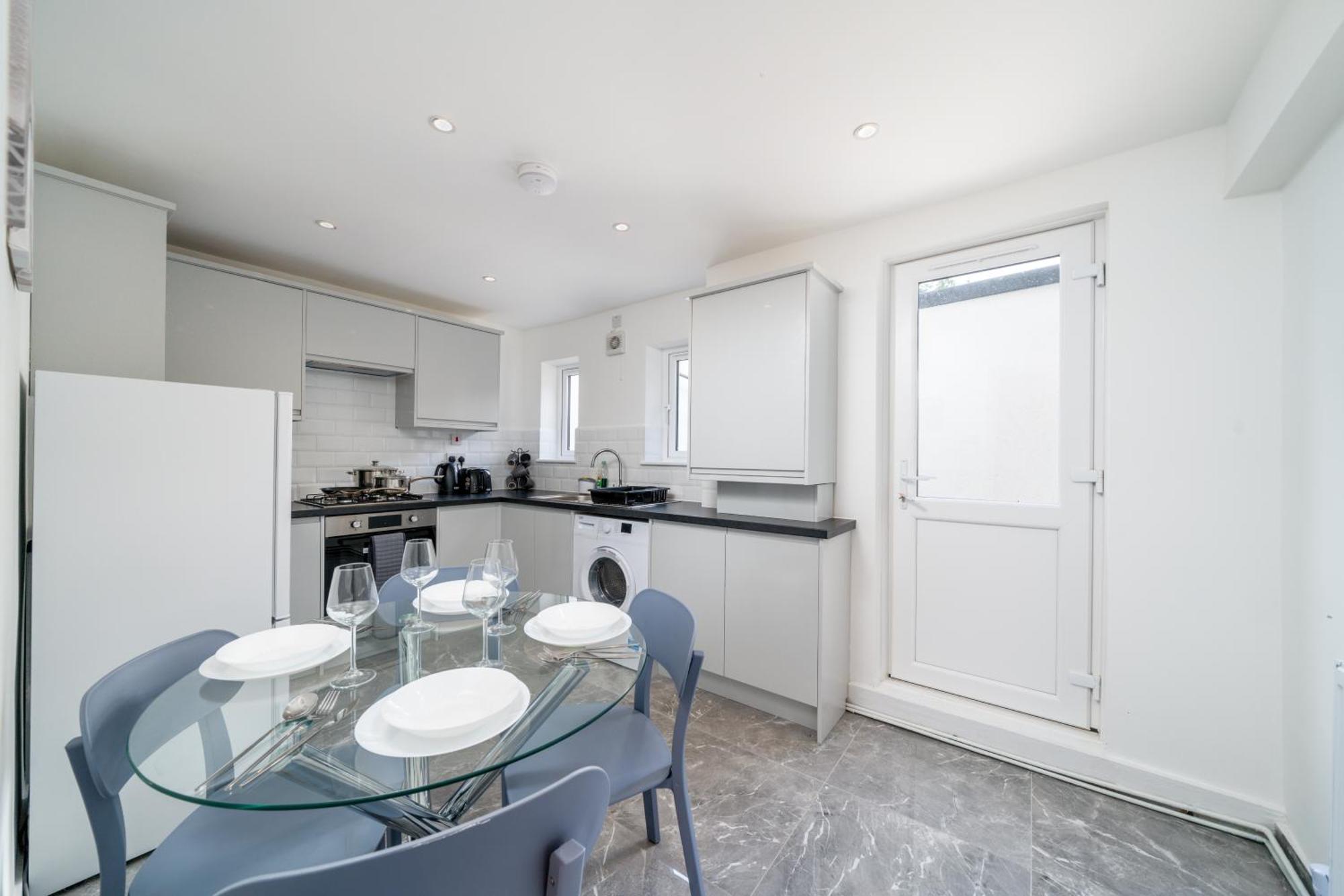 Exquisite 2 Bed Near Excel & 02 Arena With Parking Londen