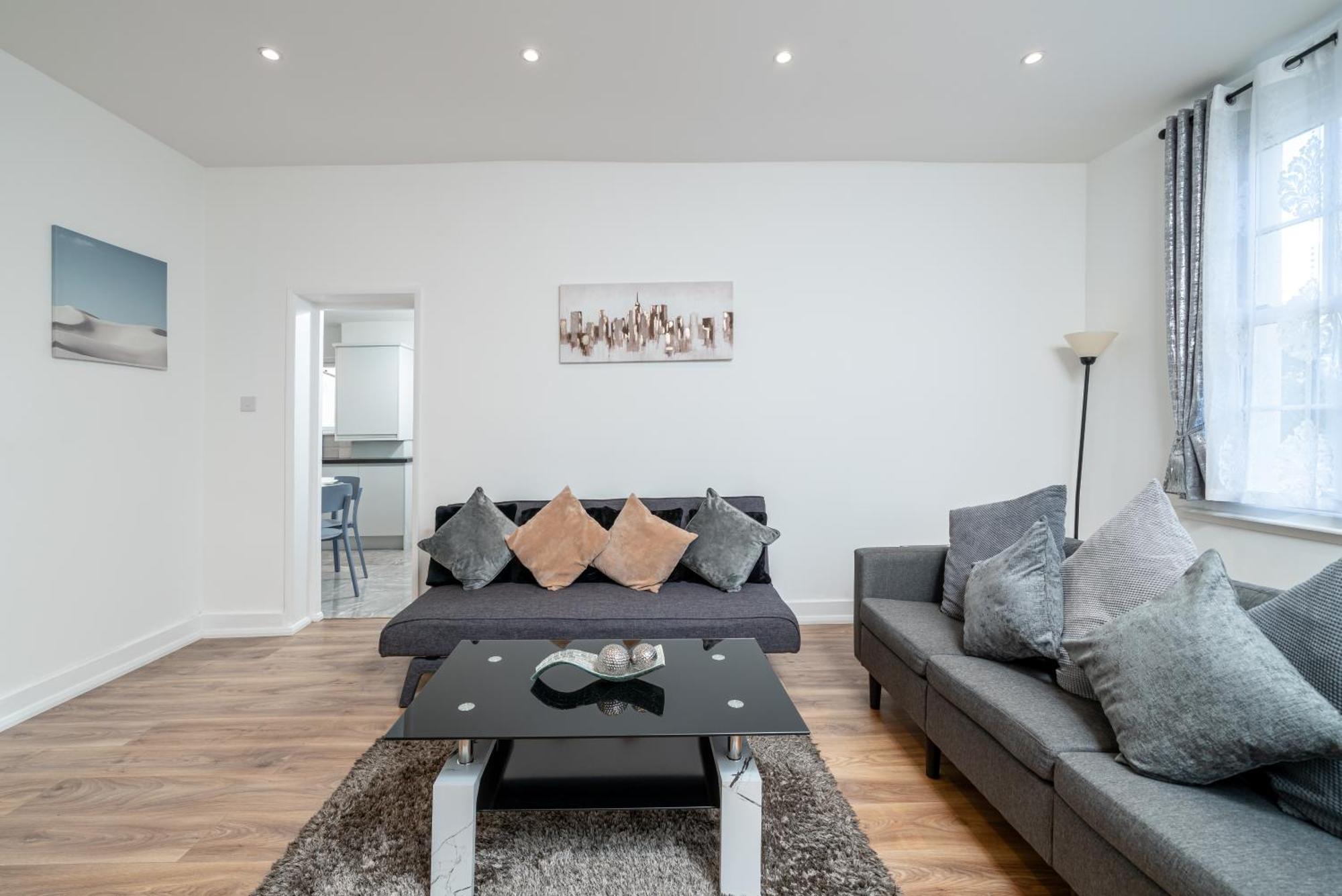 Exquisite 2 Bed Near Excel & 02 Arena With Parking Appartement Londen