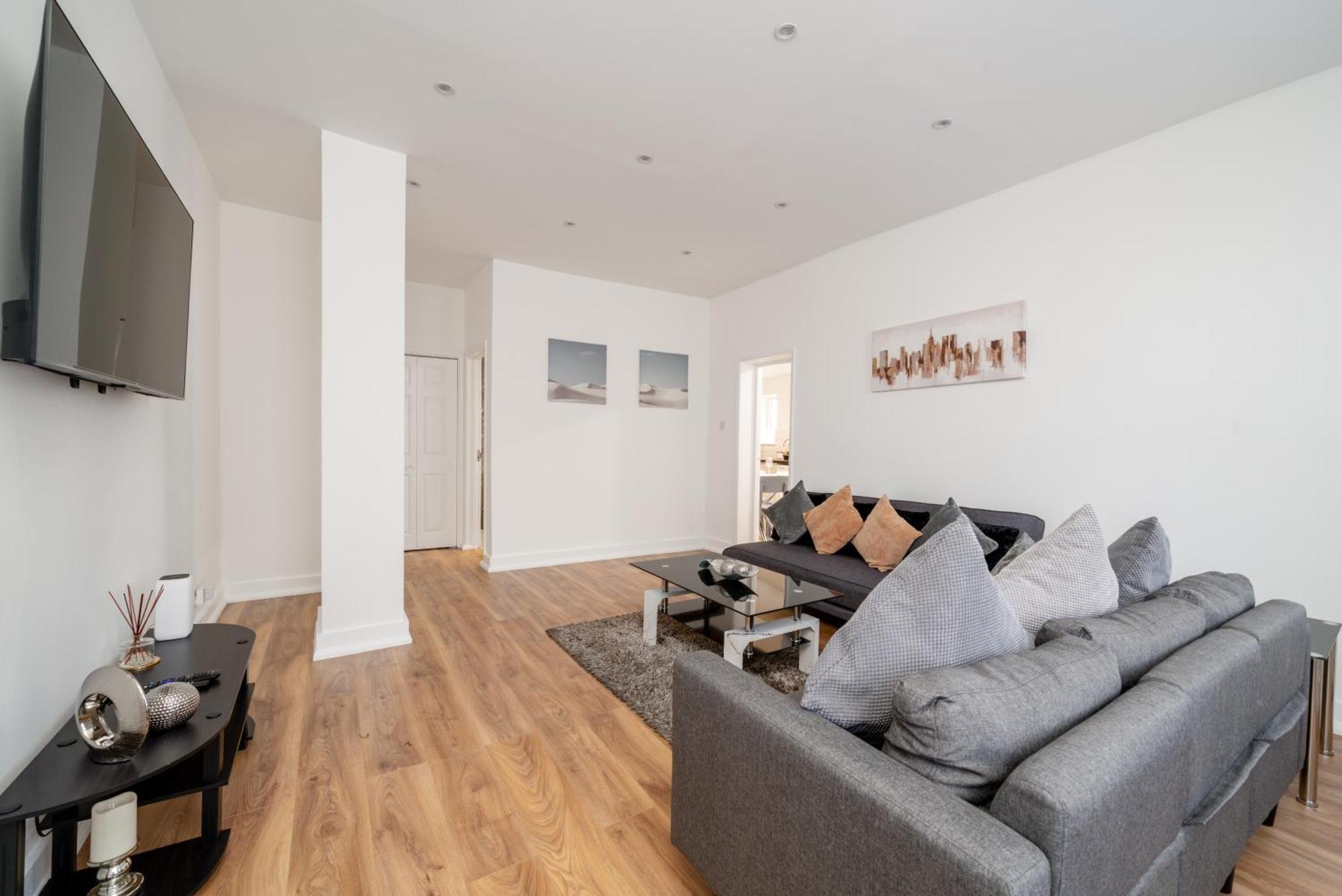 Appartement Exquisite 2 Bed Near Excel & 02 Arena With Parking Londen