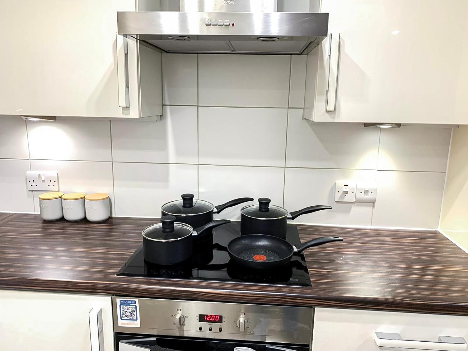 Contemporary With Private Terraces In Shoreditch, Hoxton, Islington Apartment