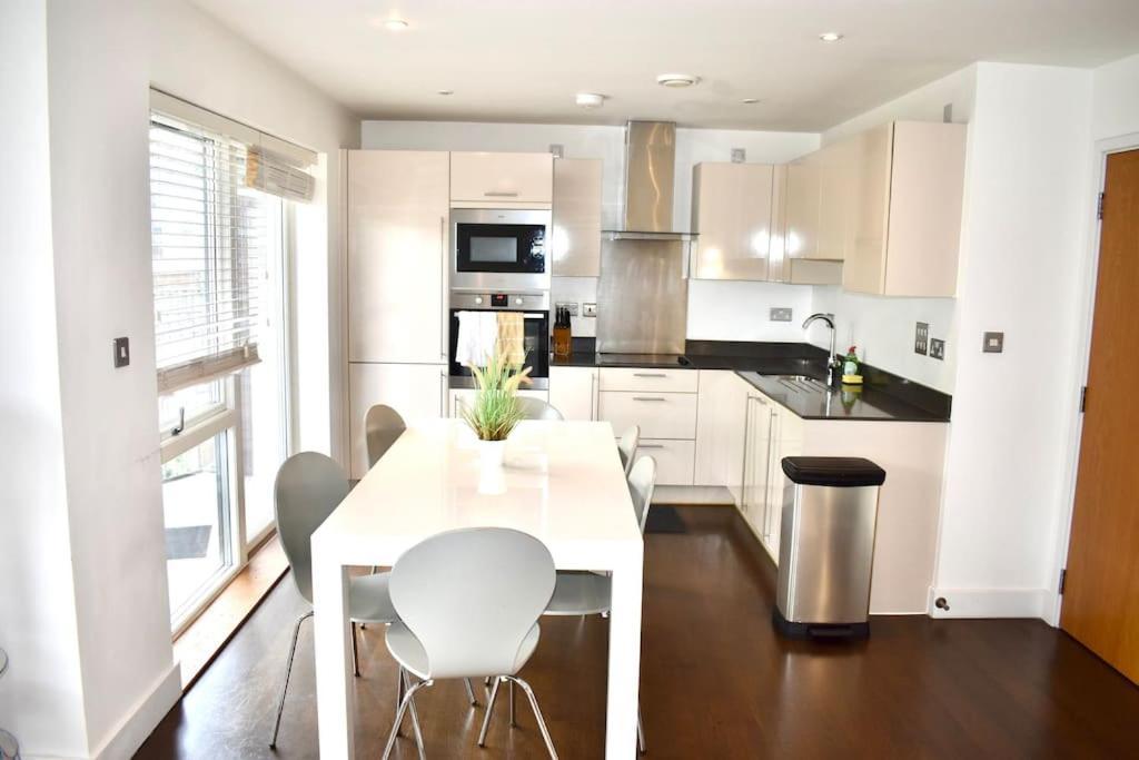 2 Bed In Southwark Appartement