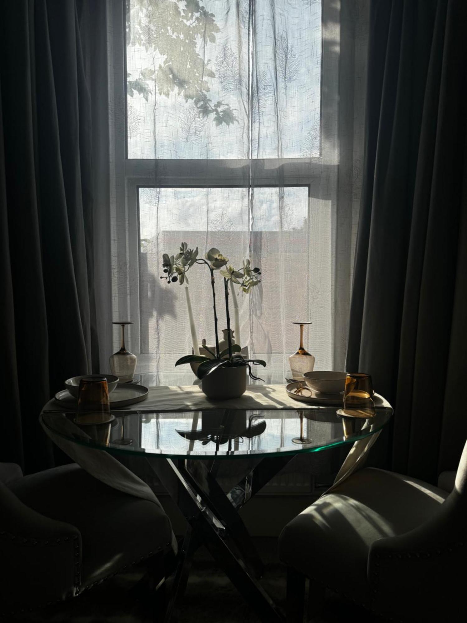 Apartment 5 Min From Westfield, Stratford, , And Elizabeth Olympic Park With Free Netflix London