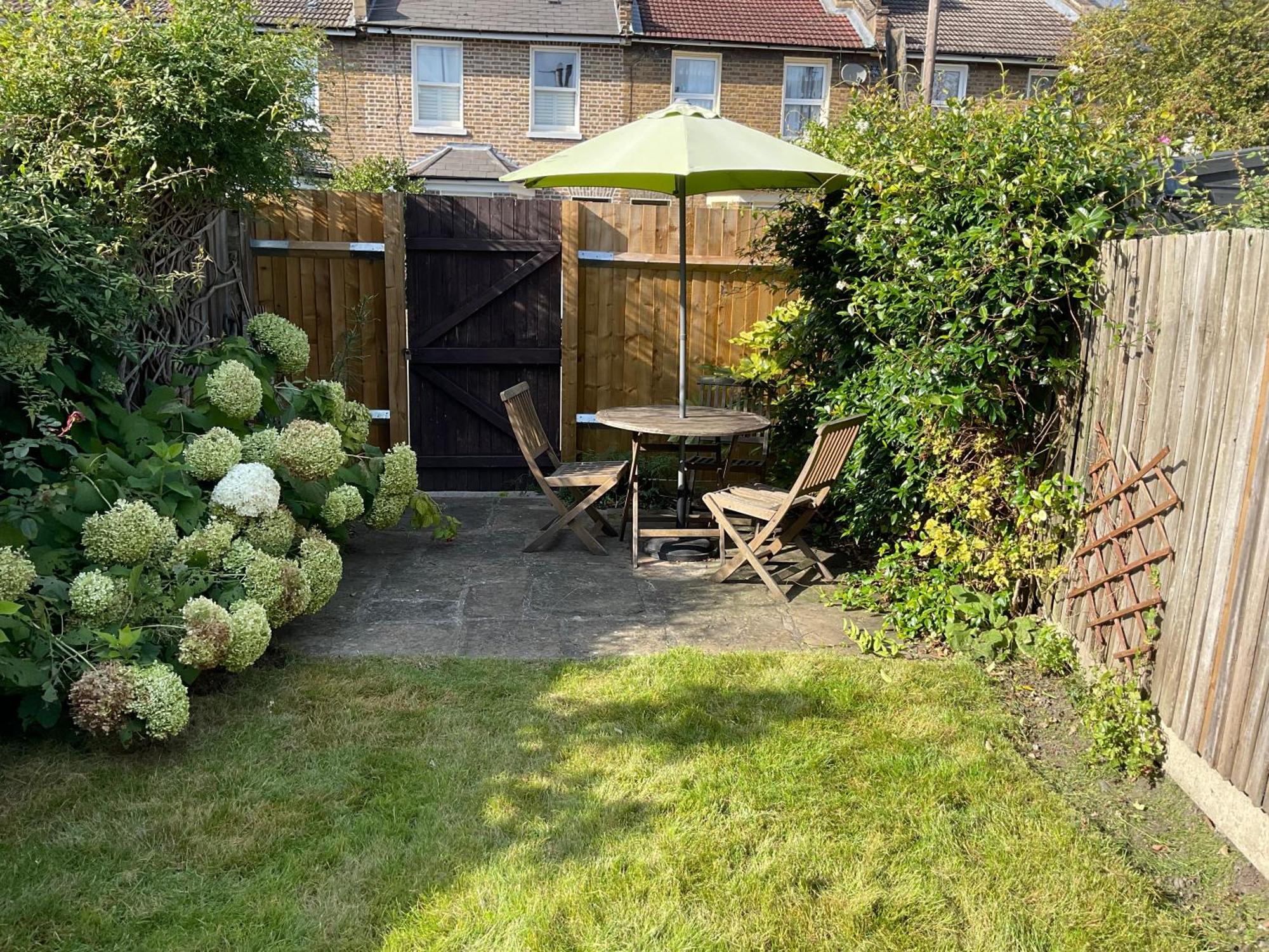 Cosy Three Bedroom Hither Victorian House Holiday home London