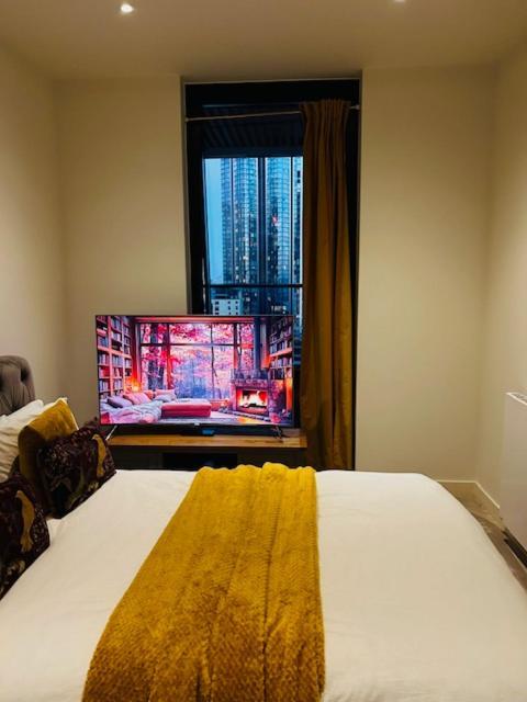 Luxury High Rise 2-bed With Lovely View In Canary Wharf Apartment London