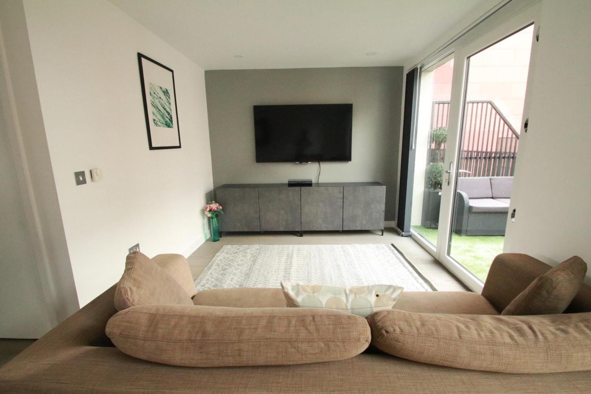 Ft6 Penthouse Homestay London