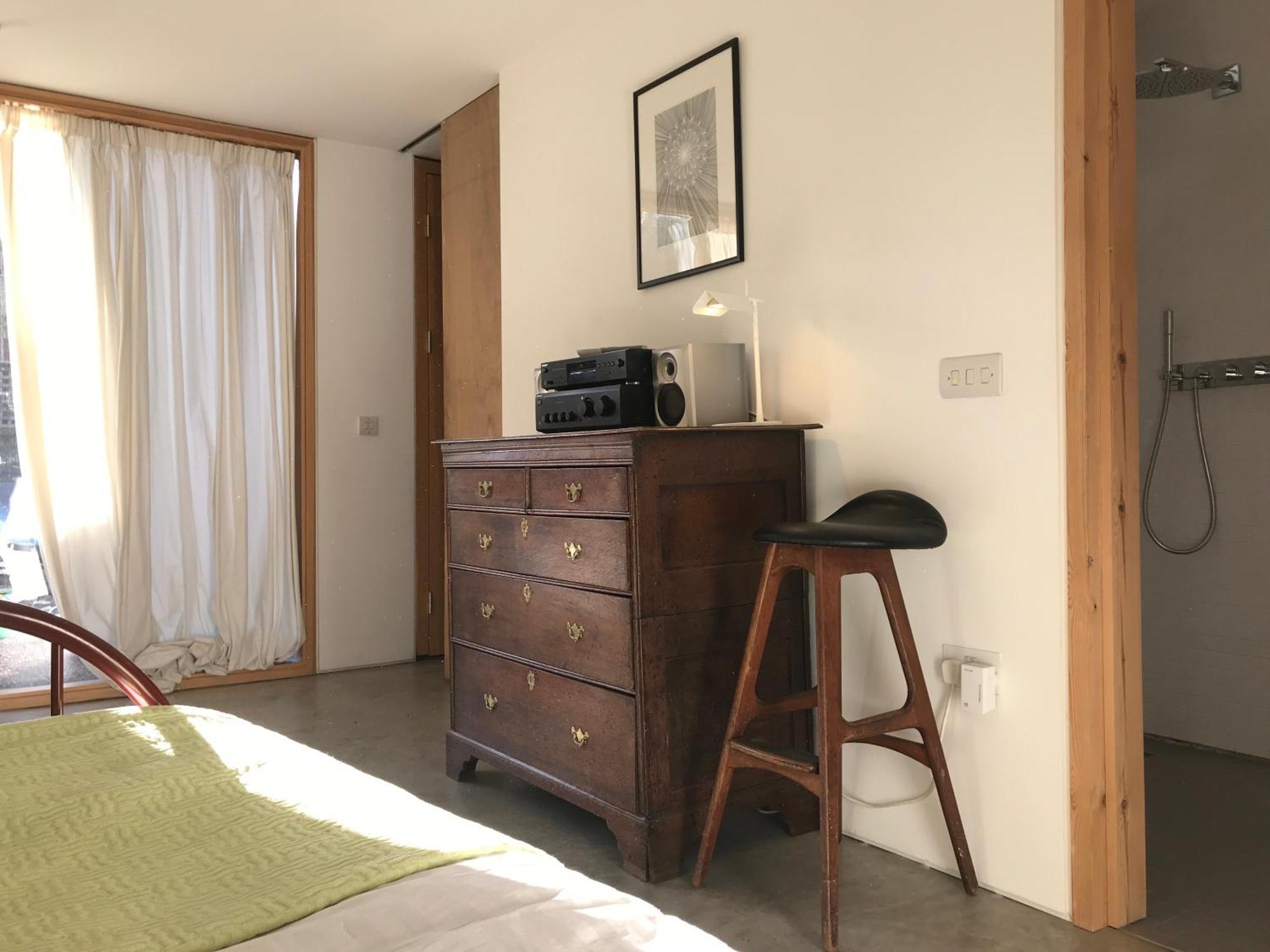 10 Garsington Mews Homestay