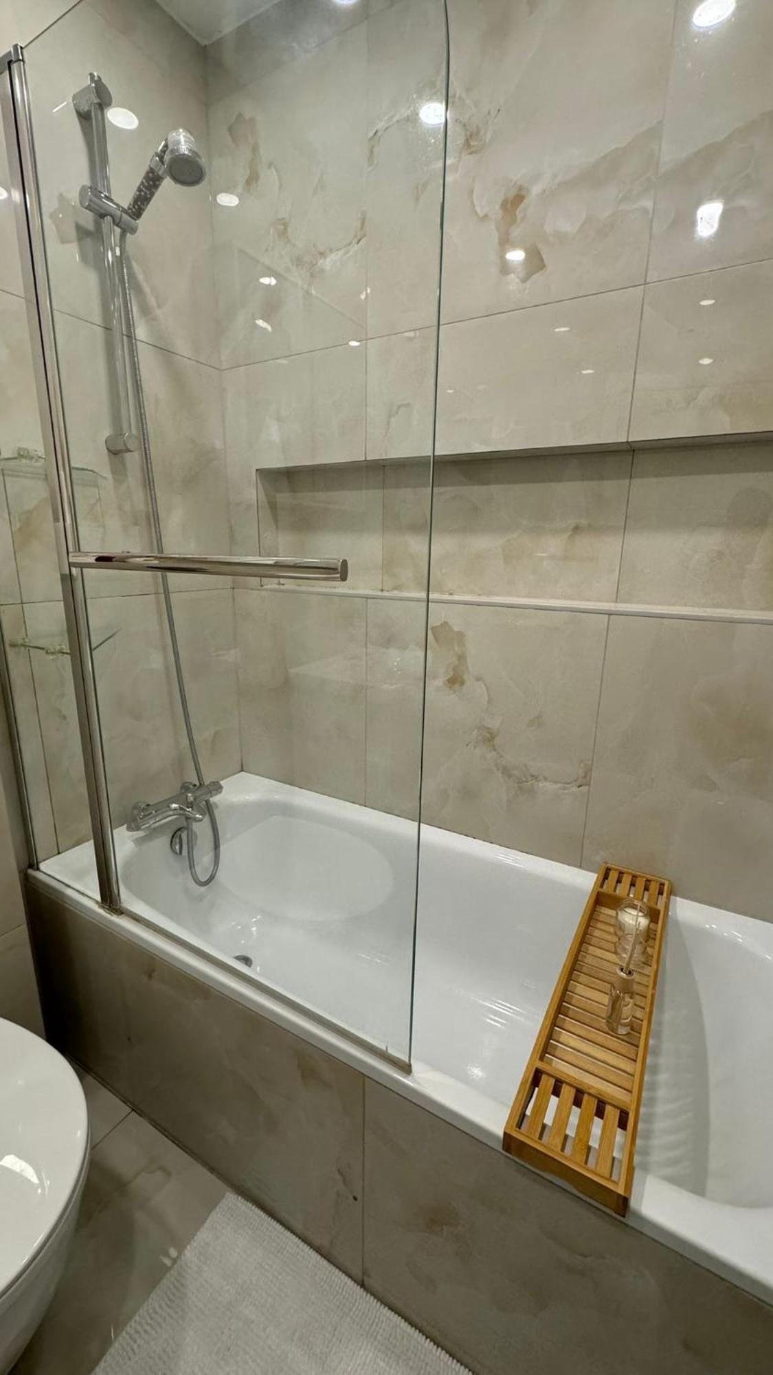 Double With Garden View Homestay London
