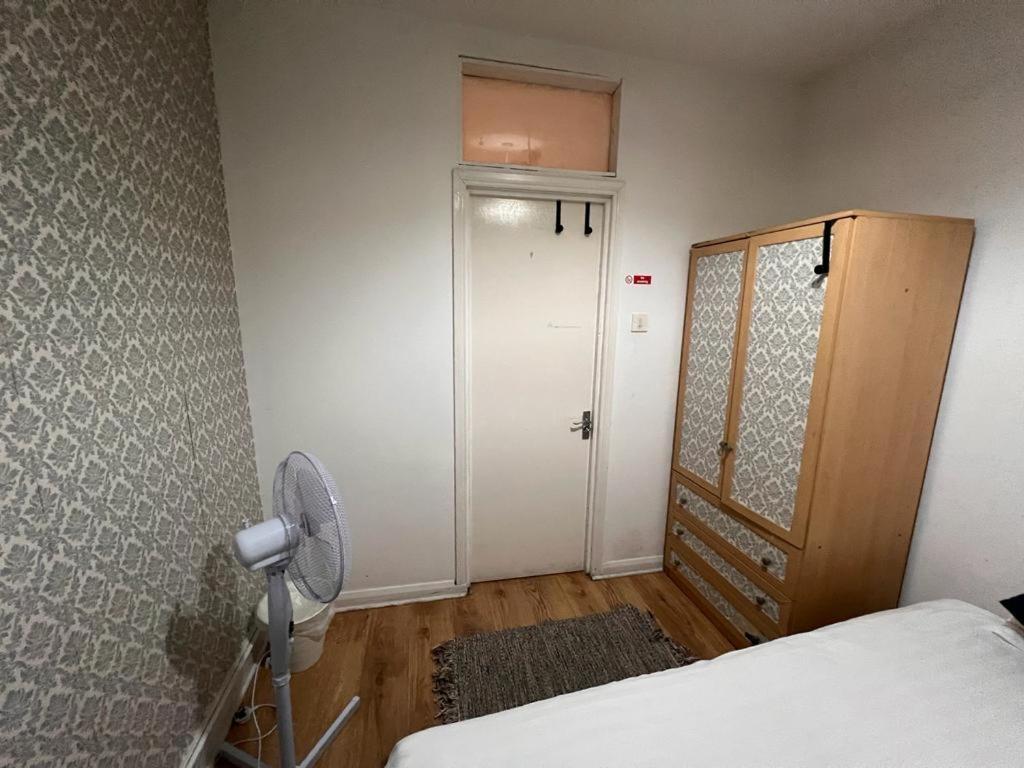 Bed & Breakfast Twenty Five