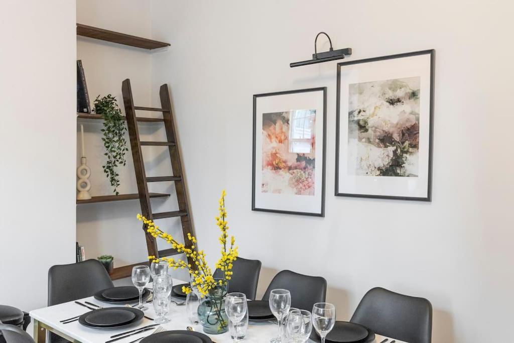 Trendy Mare Street 3 Bed Next Hackney Apartment *