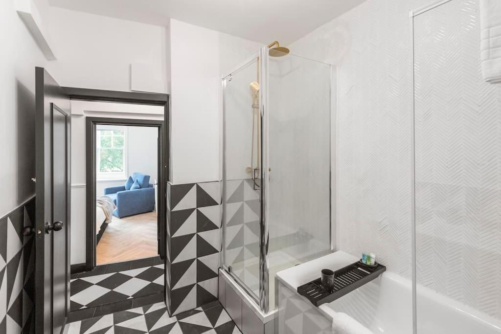 Trendy Mare Street 3 Bed Next Hackney London