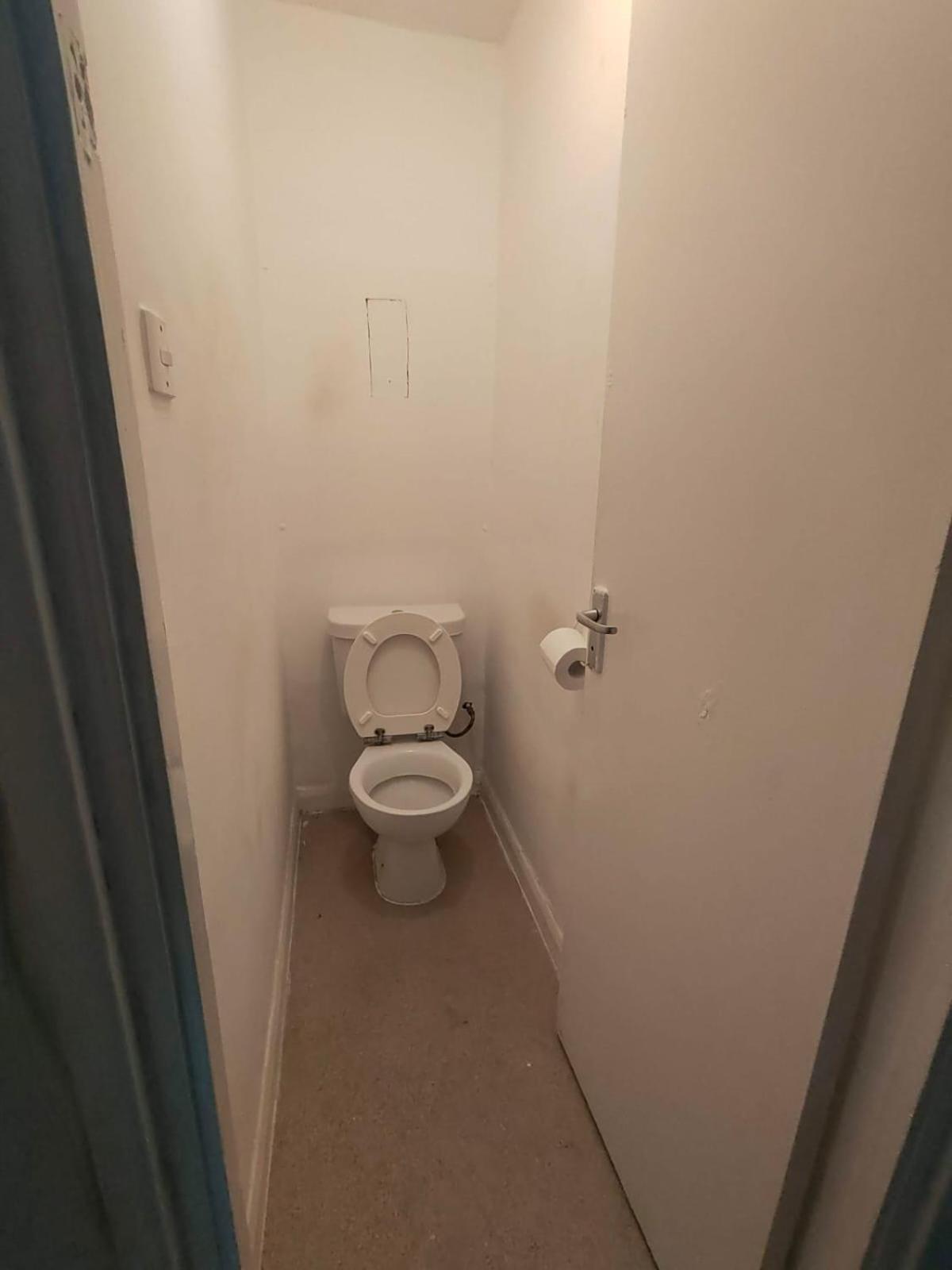 Flatshare Canary Wharf Cityview Shared With Host For Common Spaces Separate Bedroom Shared Bathroom *