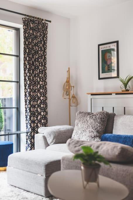 New Luxury 2 Bed Appartement *