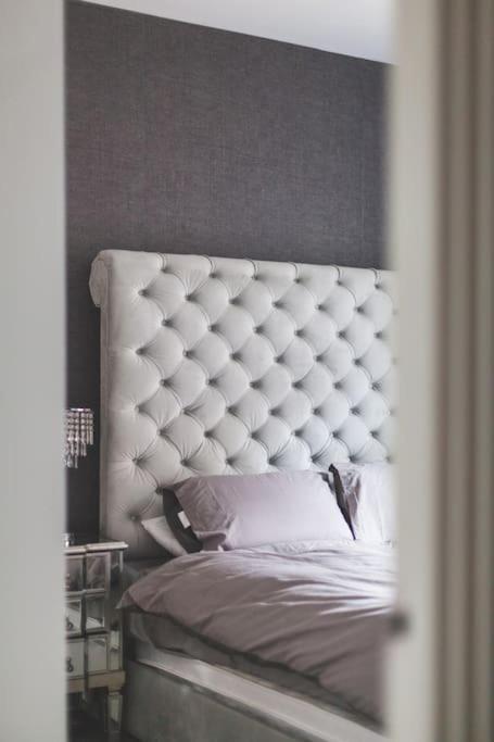New Luxury 2 Bed Appartement Londen
